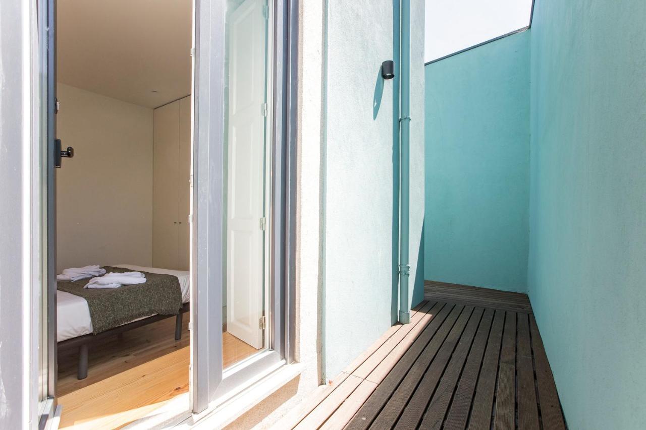 Central Studio W/ Pool, Ac & Patio By Lovelystay Porto Exterior photo