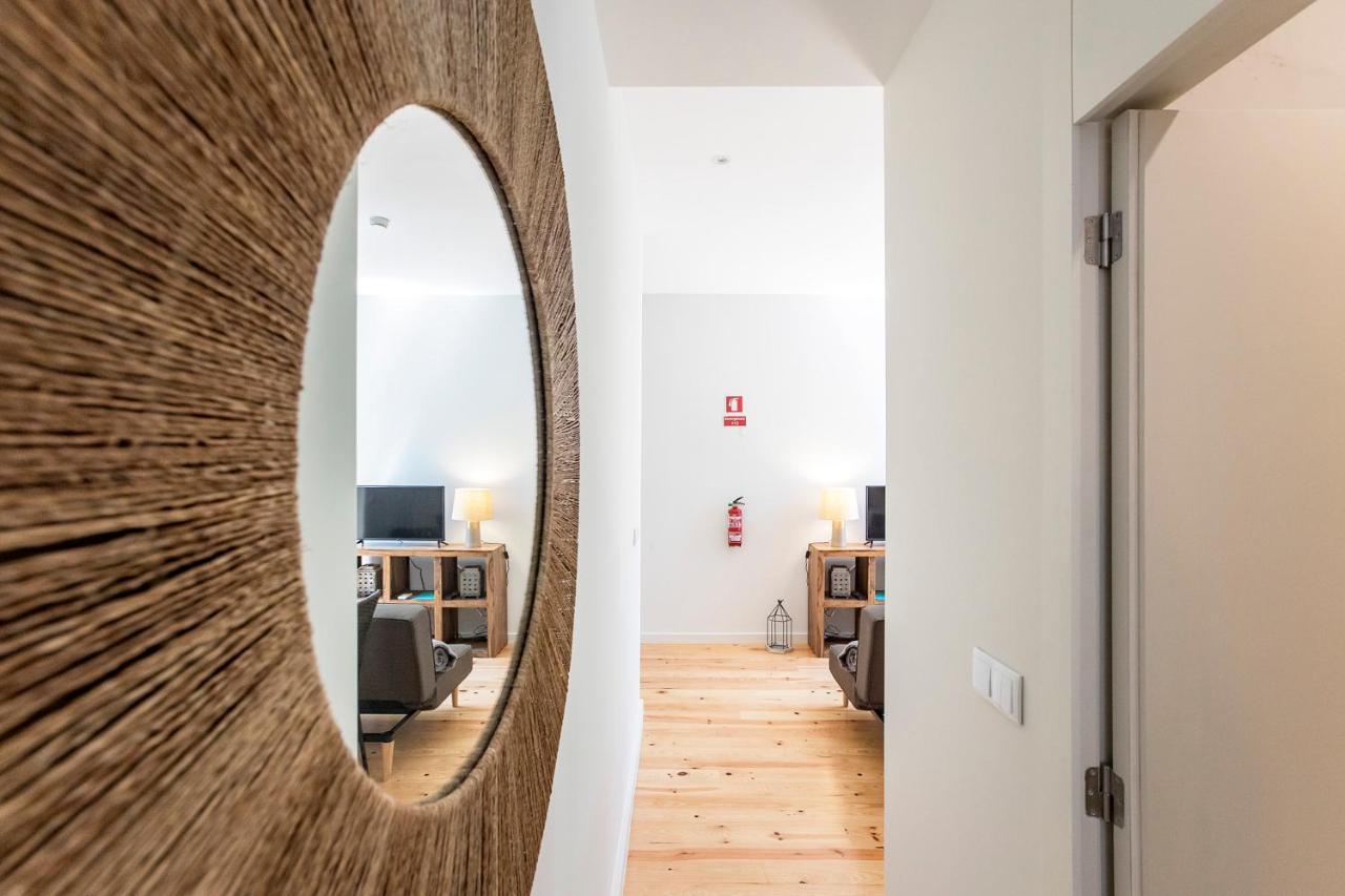 Central Studio W/ Pool, Ac & Patio By Lovelystay Porto Exterior photo